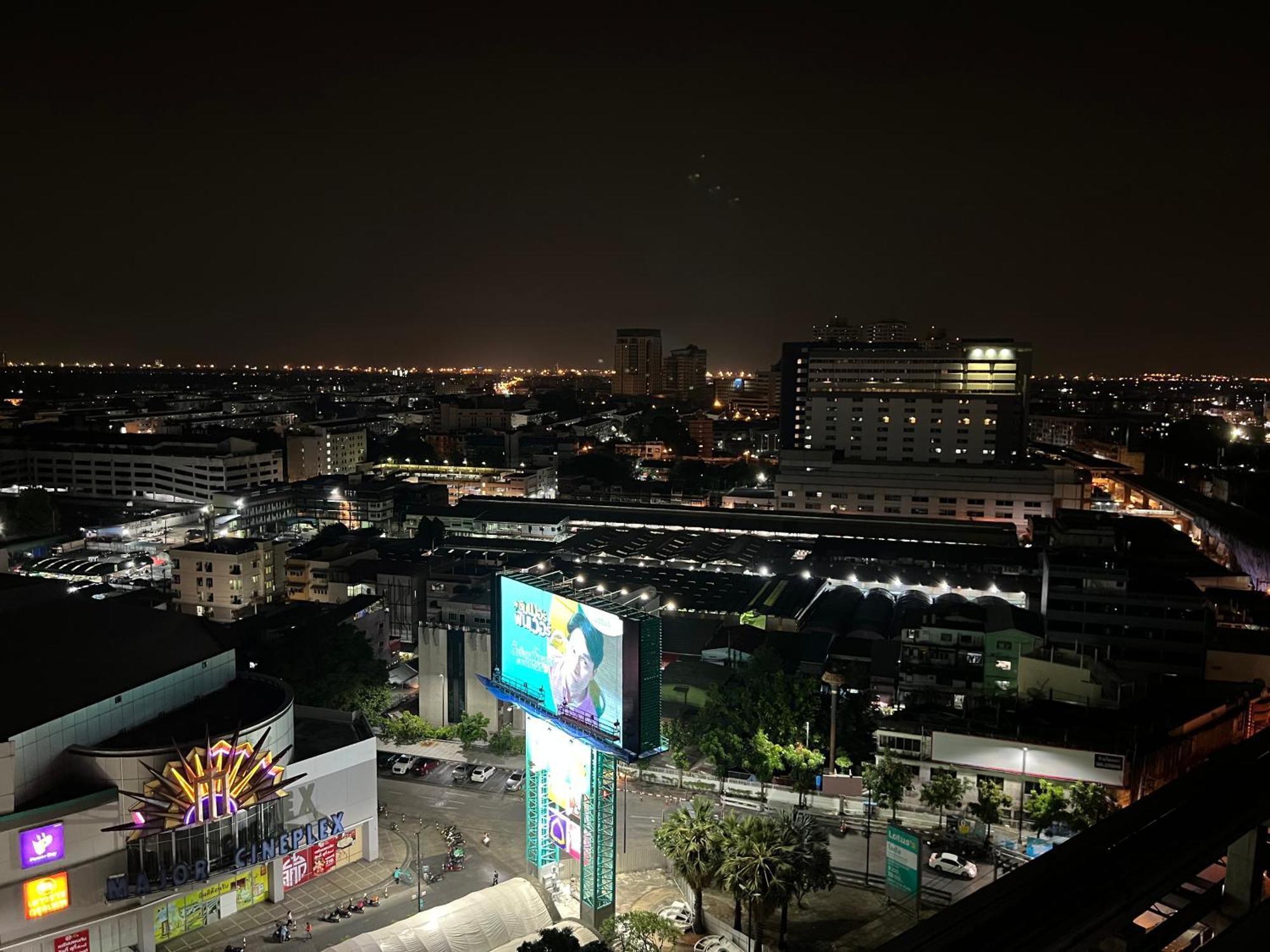 Mall Suites Hotel Banguecoque Exterior foto